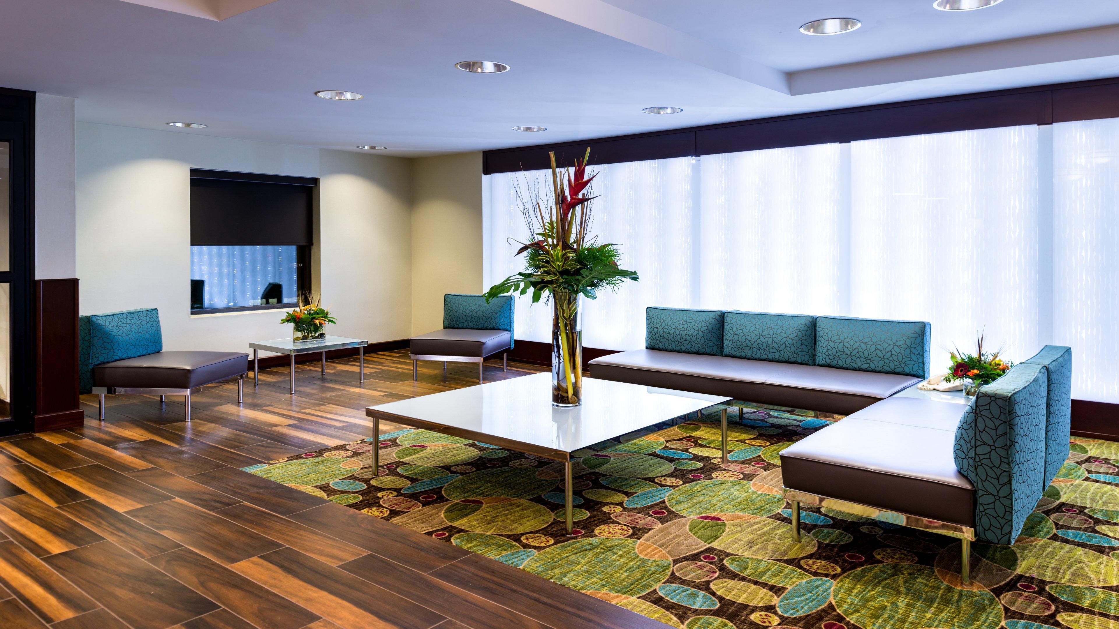 Holiday Inn Hotel & Suites Warren By Ihg Exterior foto