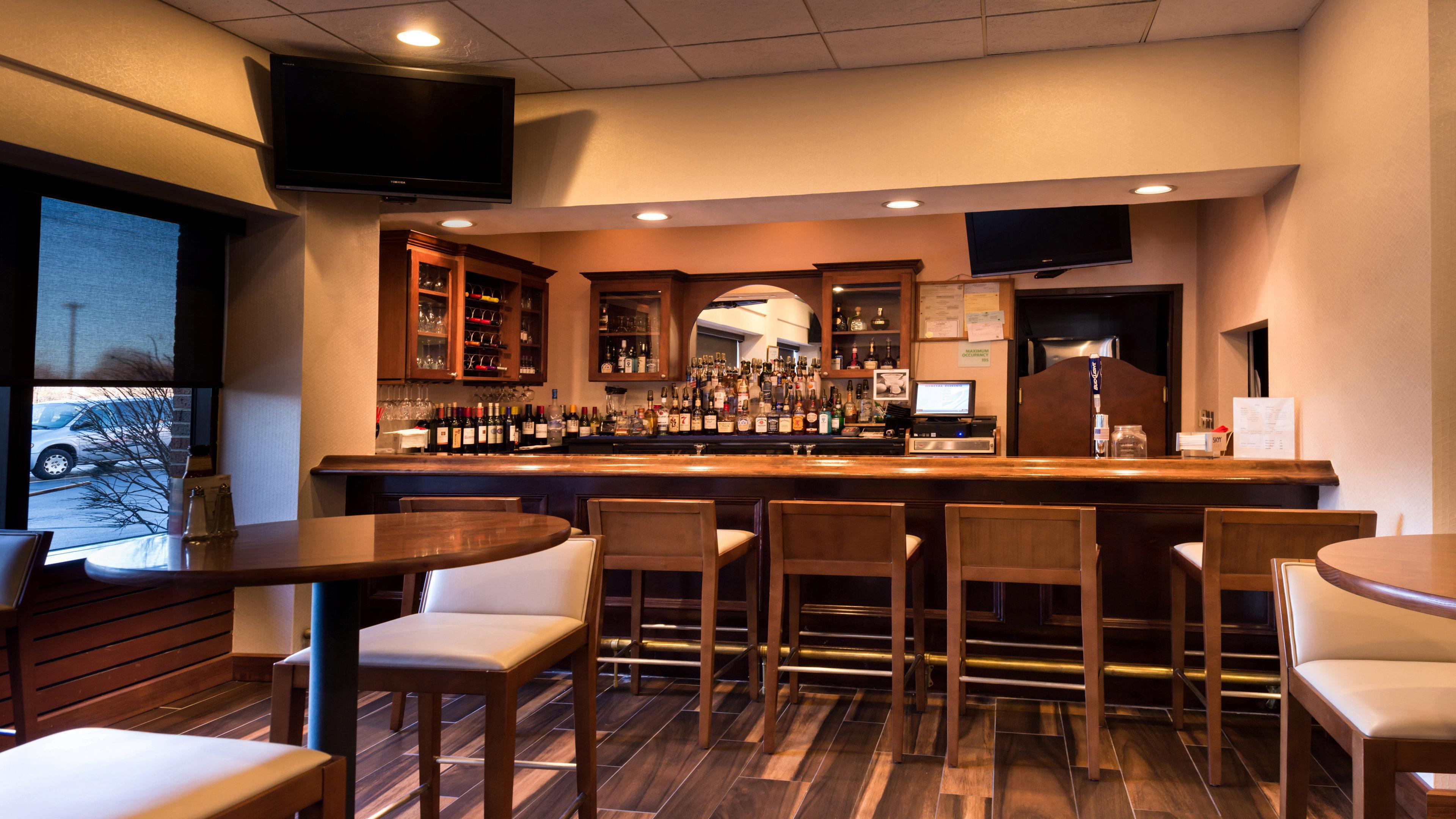 Holiday Inn Hotel & Suites Warren By Ihg Exterior foto